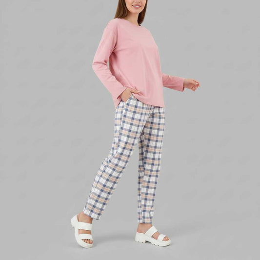 Cozy Elegance | Women's Pajama Sets for Winter Relaxation